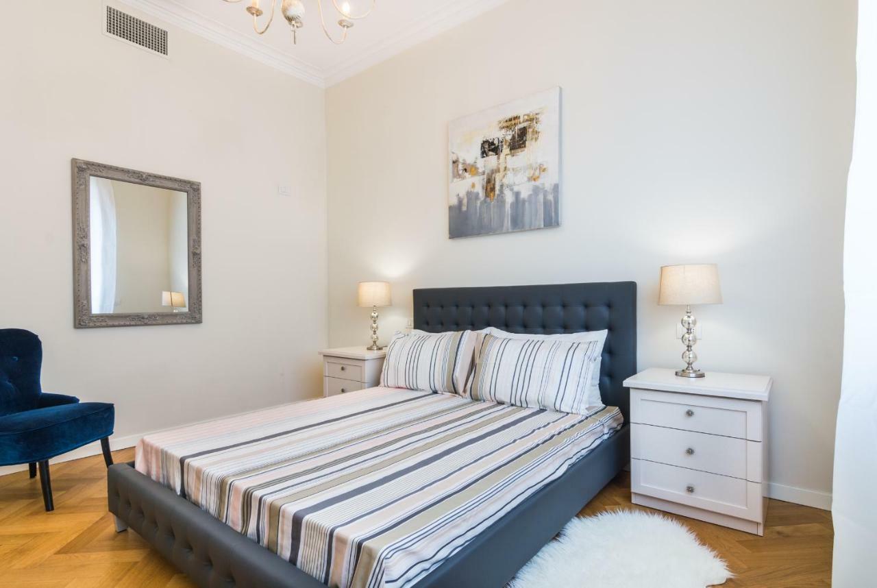 Hemeras Boutique Homes - Large Design Near Duomo Cathedral Apartment Mailand